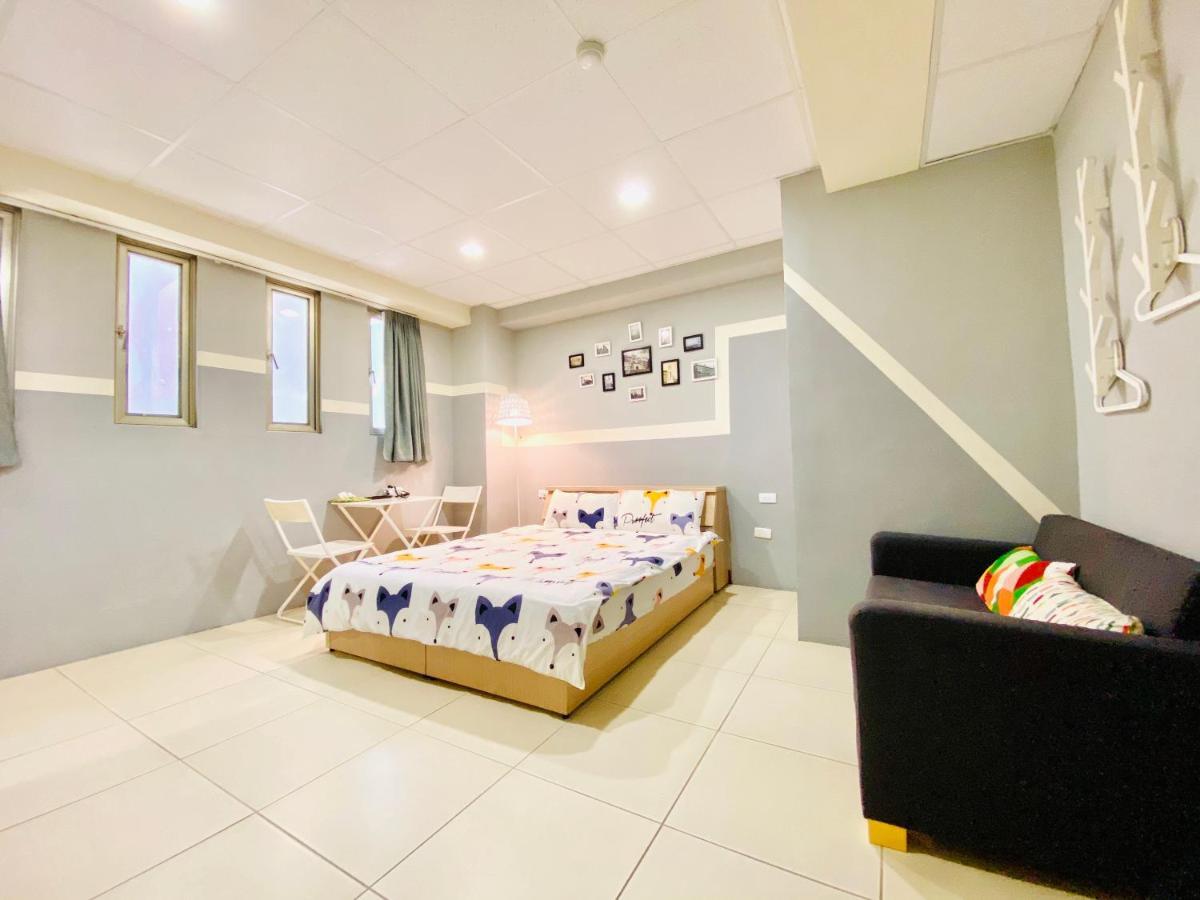 Wei Yang Guest House ไถหนาน ภายนอก รูปภาพ